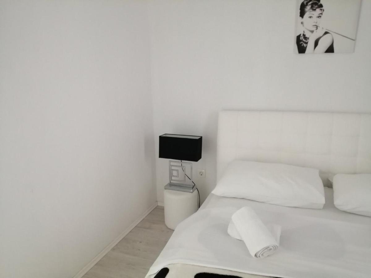 Apartman Lucano Bibinje Buitenkant foto