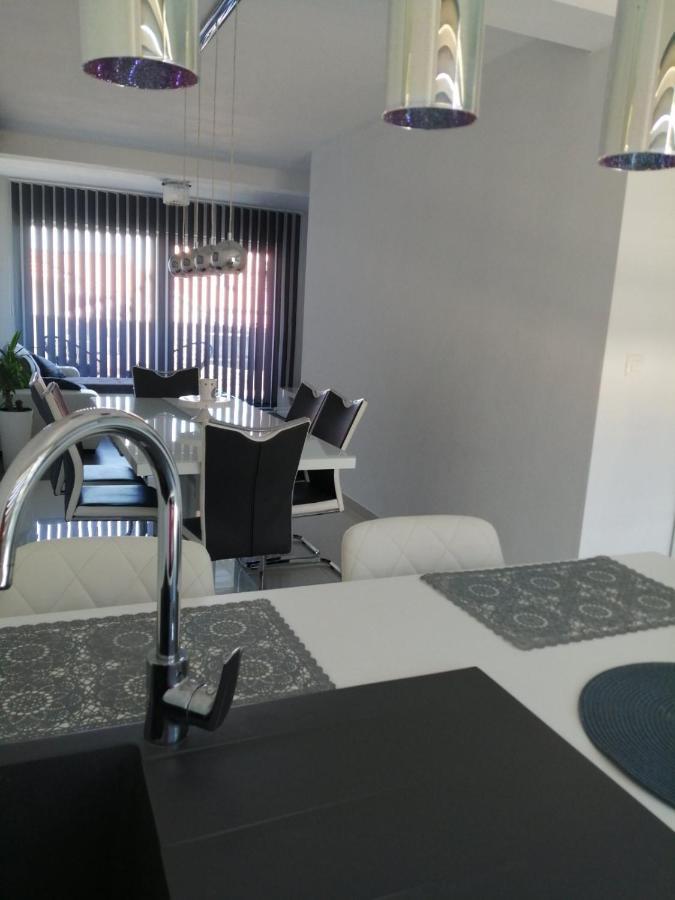 Apartman Lucano Bibinje Buitenkant foto