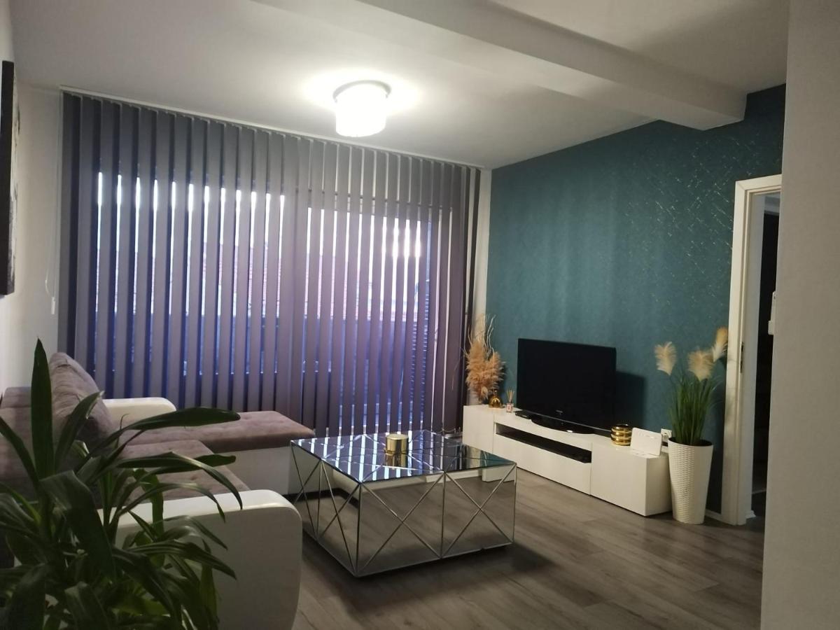 Apartman Lucano Bibinje Buitenkant foto